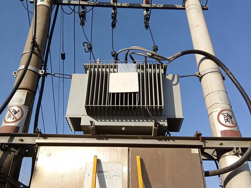 Transformateur immergé dans l'huile 10 kV