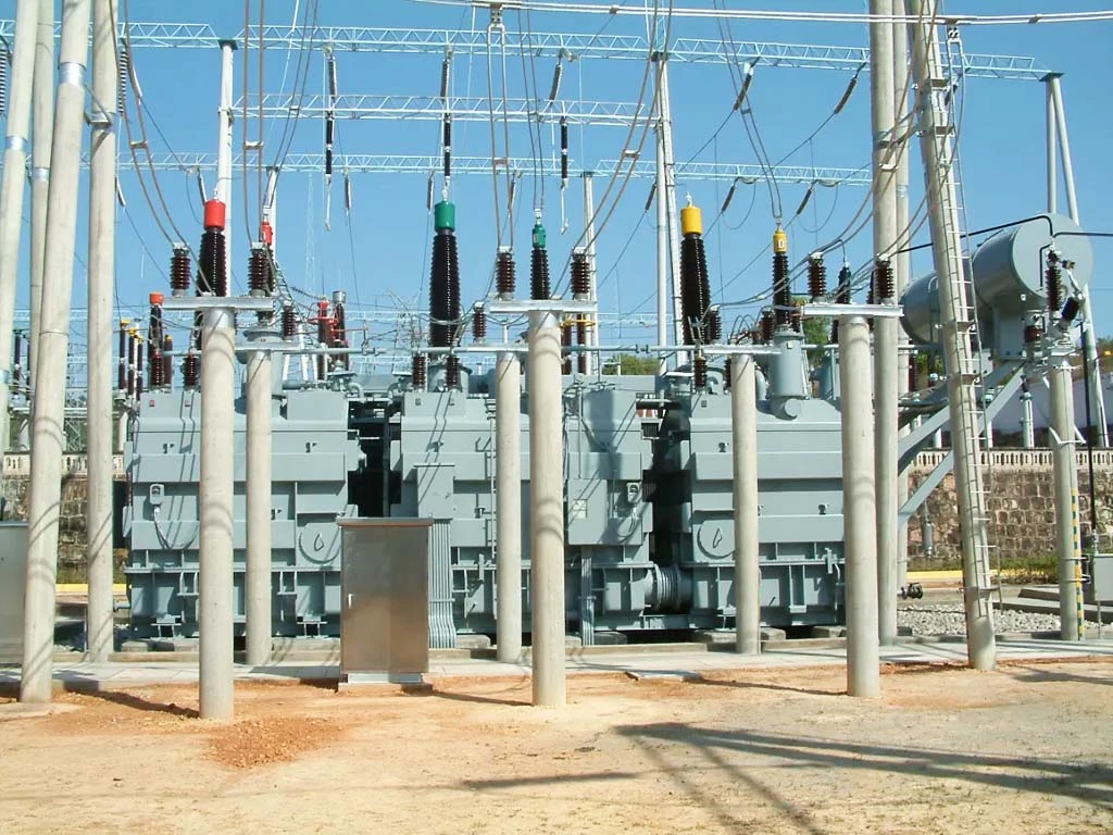 Transformador Inmerso en Aceite de 220kV