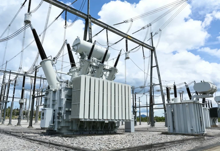 Máy biến áp dầu ngâm 220 kV
