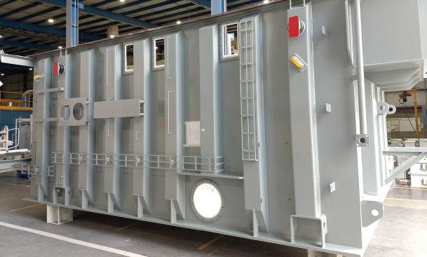 3 Traitement de revêtement anticorrosion et résistant aux intempéries pour le boîtier du transformateur